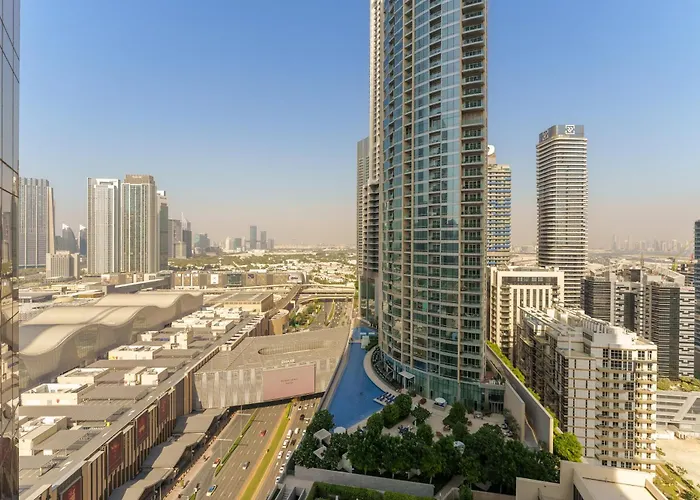 Maison Privee - Inviting Apt With Fabulous Dubai Canal & Skyline Vws